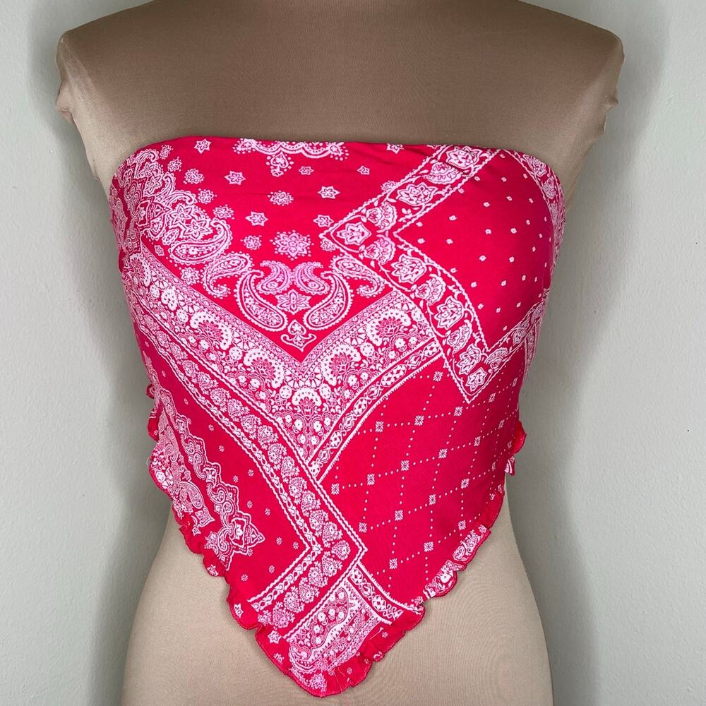 Live To Be Spoiled Bandana Top Large Womens Red Crop Strapless Smocked Red New